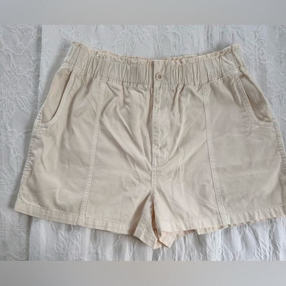 Madewell Paper Bag Pull on Shorts - Picture 2 of 7